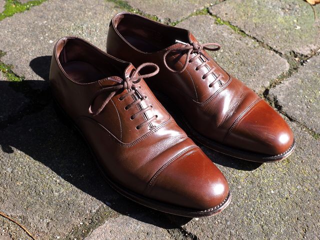 Dark brown Loake Aldwych oxfords