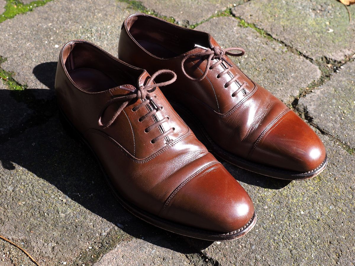 Dark brown Loake Aldwych oxfords